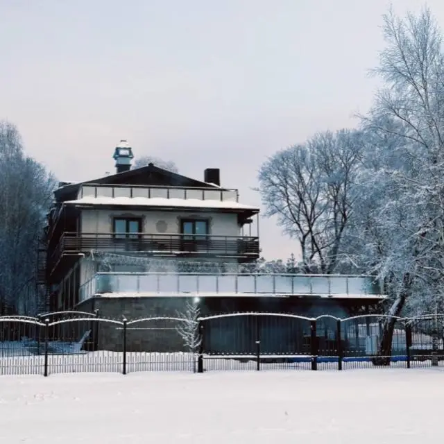 Real photos of Hugge na ozere