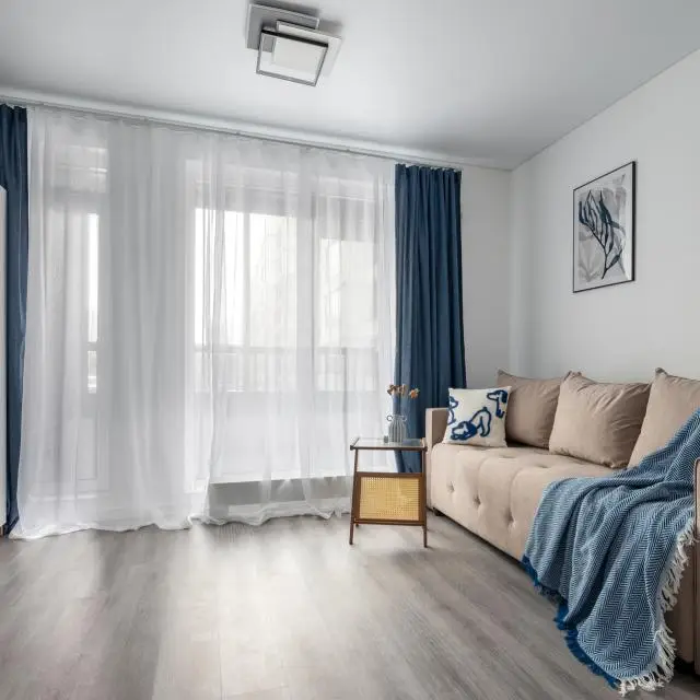 Real photos of MyHome YourHome on Obukhovskaya Oborona 36