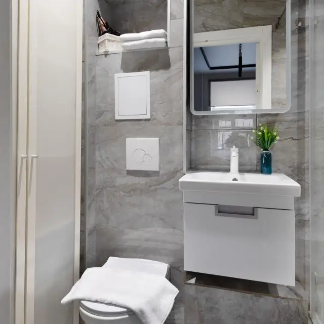 Real photos of Apartments on Pisareva 14