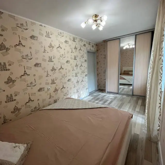 Real photos of Apartment in the city center, next to the Northern Railway Station 