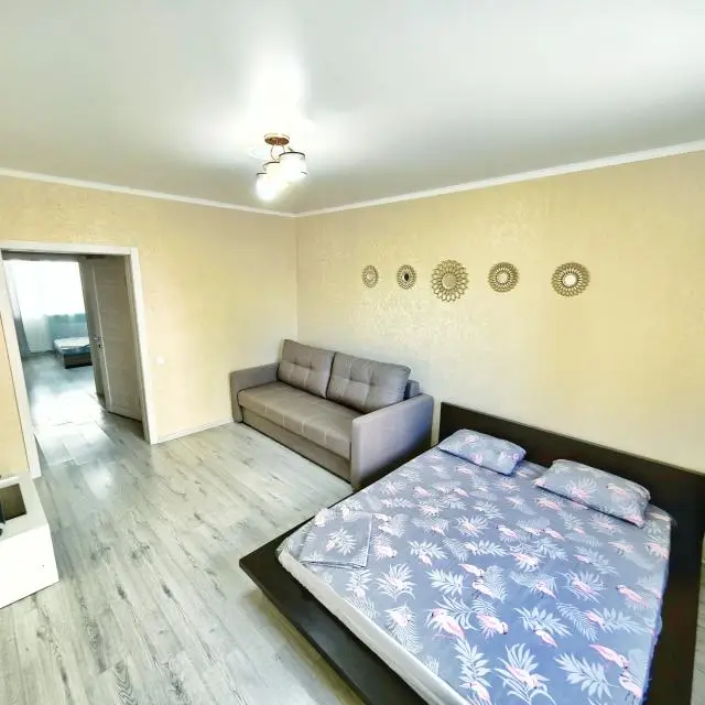 Real photos of Apartment QuarTerra on 151 Pobedy Avenue