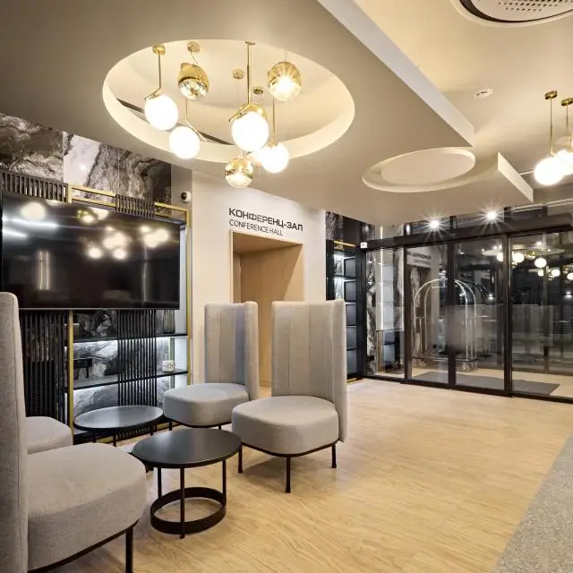 Real photos of Megapolis Novokuznetsk 4*