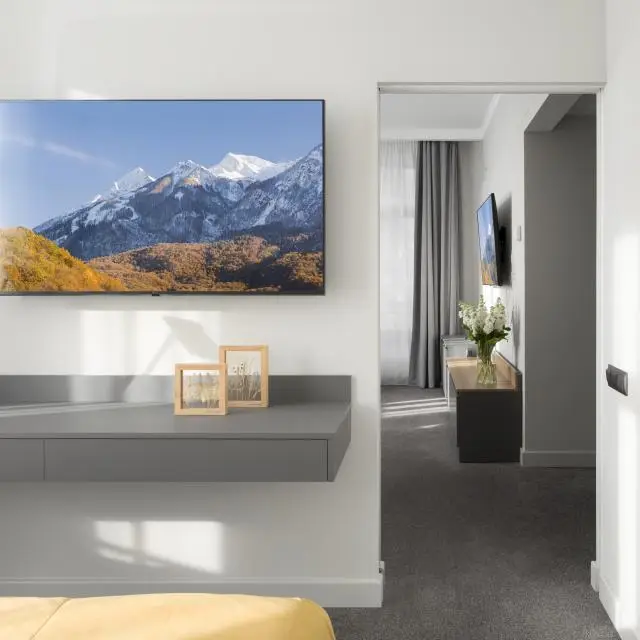 Real photos of Golden Tulip