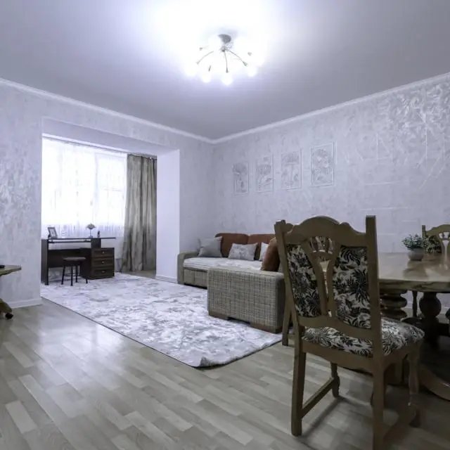 Real photos of Gogol's 3k1 Green FOX Apartments