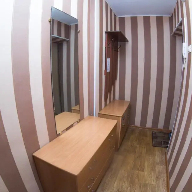 Real photos of Po sutkam 33 on Gorkogo street 77