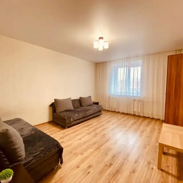 Real photos of Apartment Level on North-West street 14
