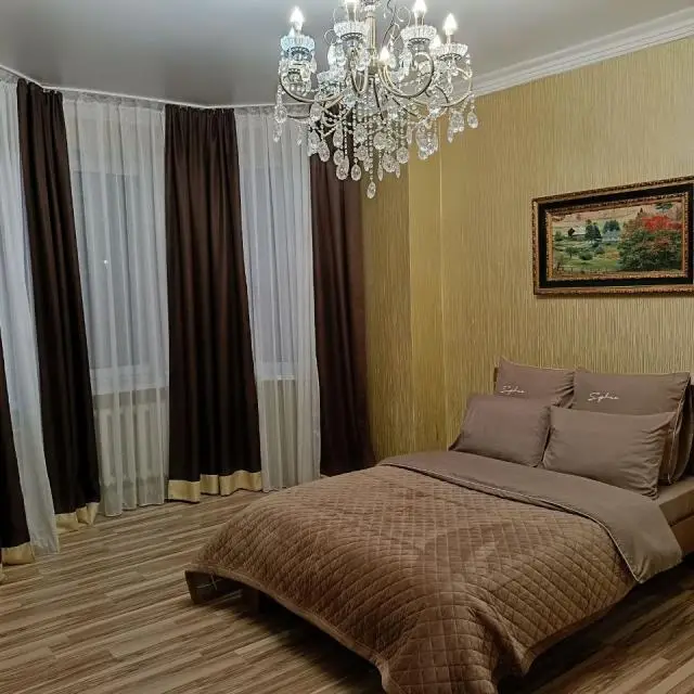 Real photos of Spacious one-bedroom apartment near the Fair shopping center and the train station