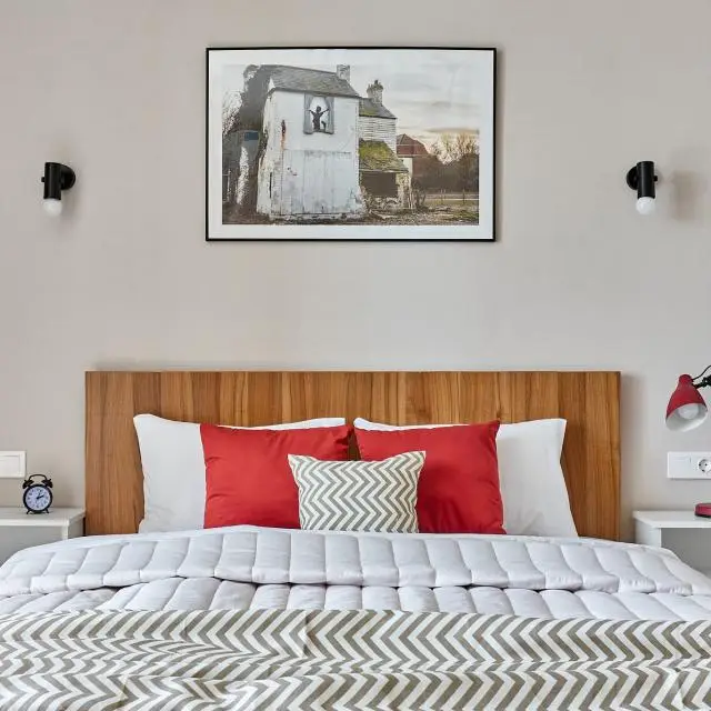 Real photos of Banksy Apartments