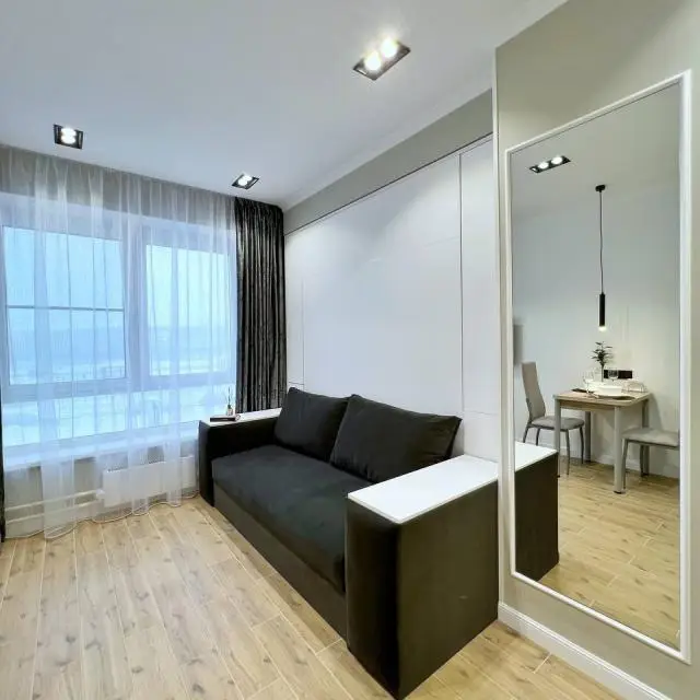 Real photos of Lucky Room on Maloe Ponizovye street