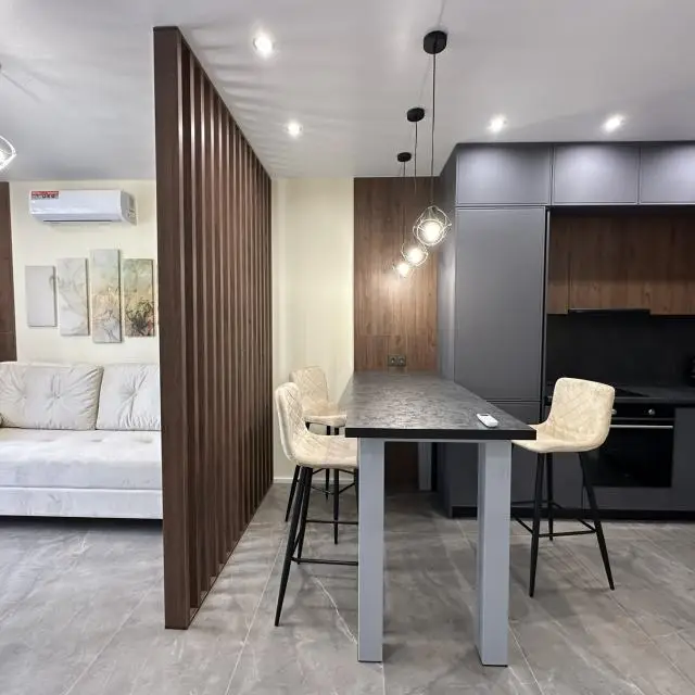 Real photos of Apartment from the company Home Hotel on Polyanichko, 13