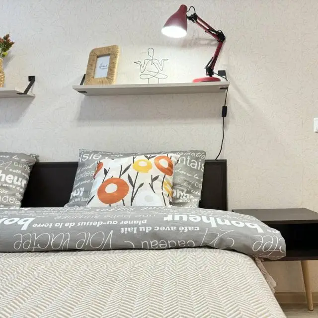 Real photos of Rental Family Rooms (Rental Family Rooms) on Vladimir Nevsky Street 25/11