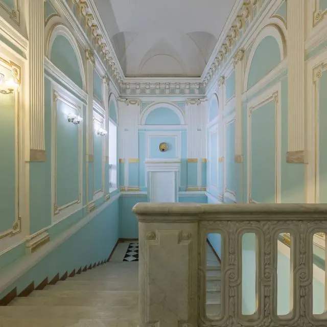 Real photos of Molvo Mansion (former Benoit House)