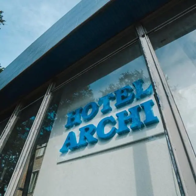 Real photos of Archi