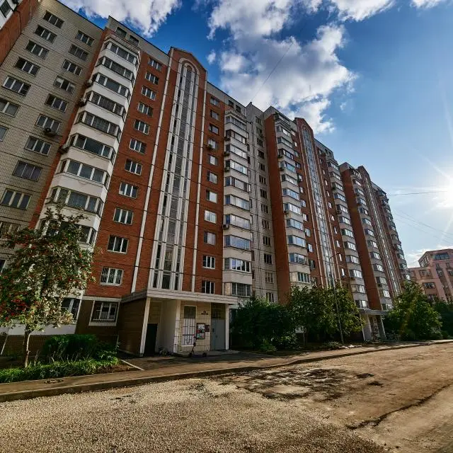 Real photos of EasyGuest on Mytnaya Street 