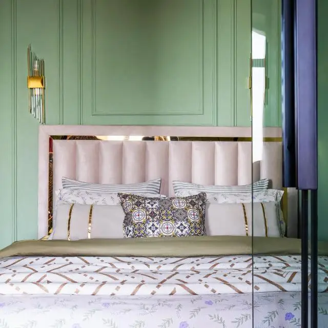 Real photos of Royal Rentals at 86 Amir Temur Street