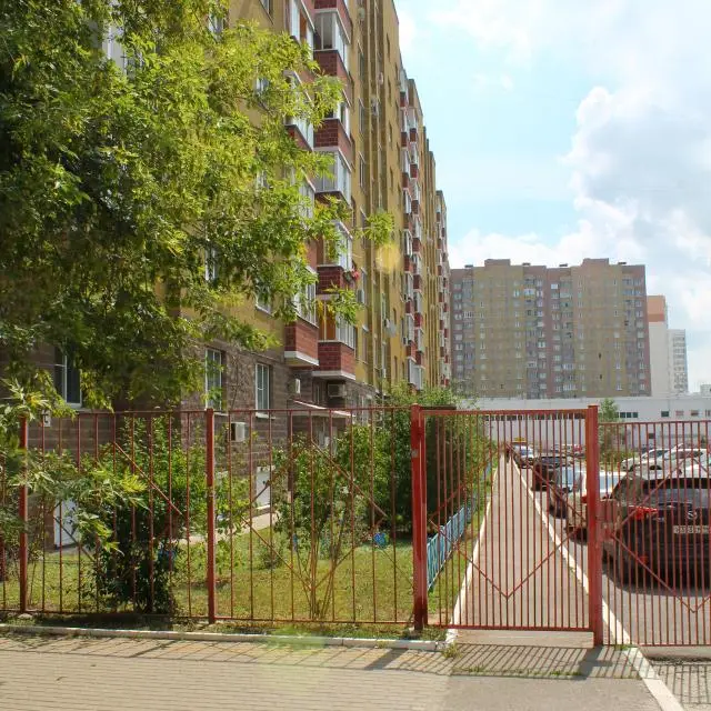 Real photos of CheckInn on Pobedy Avenue 50