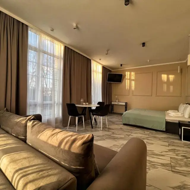 Real photos of Lorenzo Hotel
