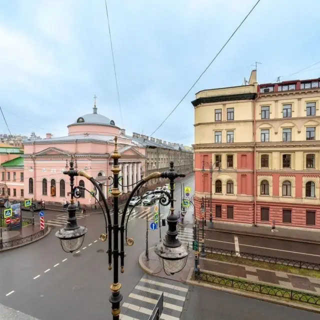 Real photos of Apartments on Shpalernaya street