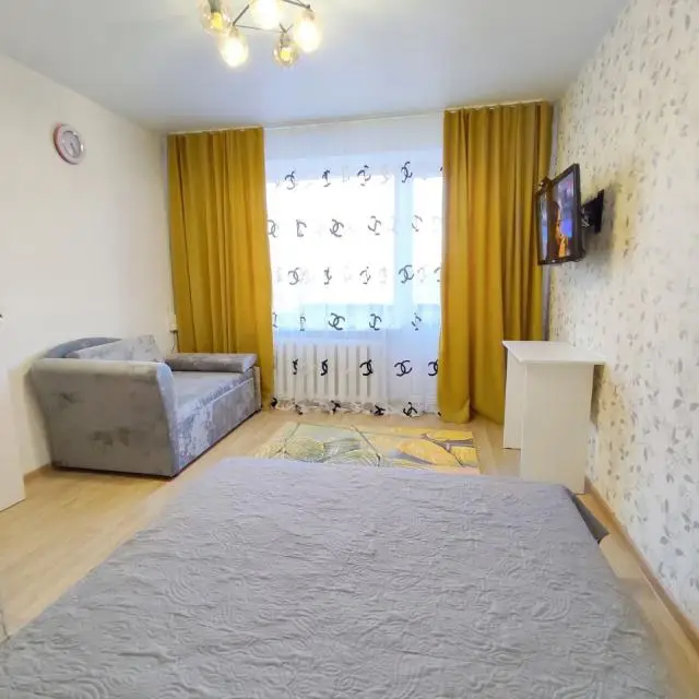 Real photos of Tchaikovsky Apartments on Mira 32