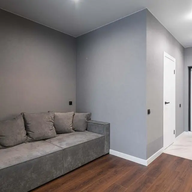 Real photos of Bulbash Apartments at 16 Belgradskaya Street
