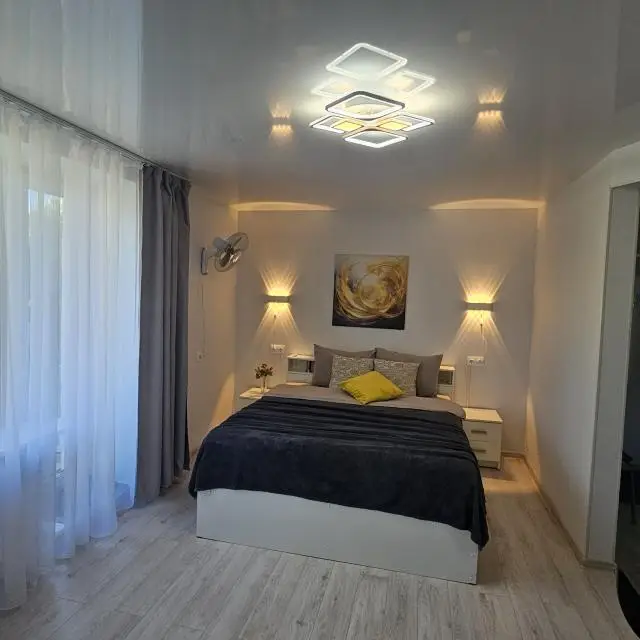 Real photos of Apartments are the best offer on Karl Marx street 16