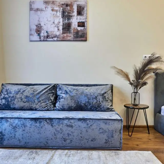 Реальные фото FlatStay Мойки 82| Трёшка у Исаакиевского собора в стиле Лофт, с просторной гостиной и 2-м ярусом