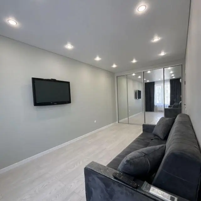 Real photos of Comfort-class apartment in a modern residential complex on Komsomolskaya street 133k4