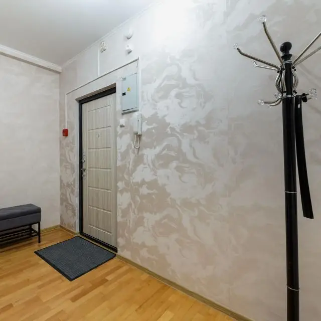 Real photos of Beautiful bright 1-room apartment with a fresh renovation.