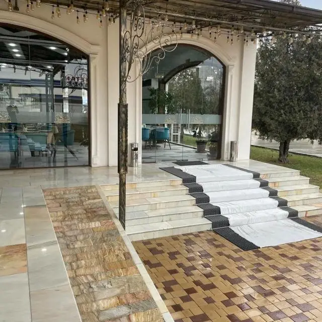 Реальные фото Ulugbek Grand Hotel (Улугбек Гранд)