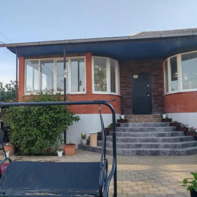 Real photos of Yubileika Cottage for events 