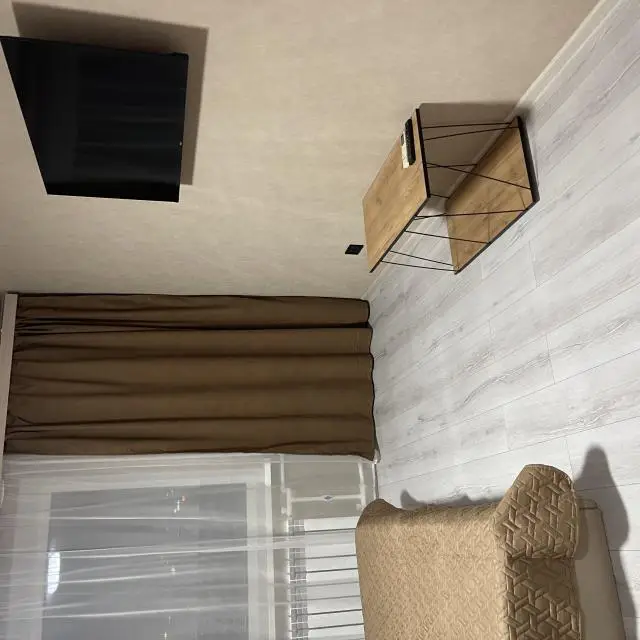 Real photos of Vorshilova 155. 8th floor .