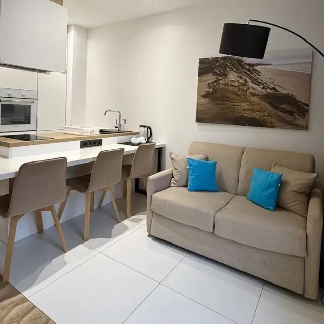 Real photos of Apartments on Volodarsky 11_2