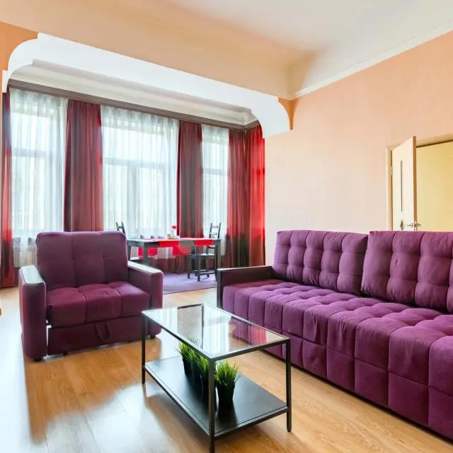 Реальные фото RentalSPb на Невском проспекте, 77