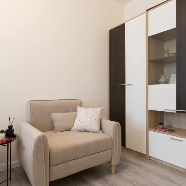Real photos of Apartments on Linden Grove Street