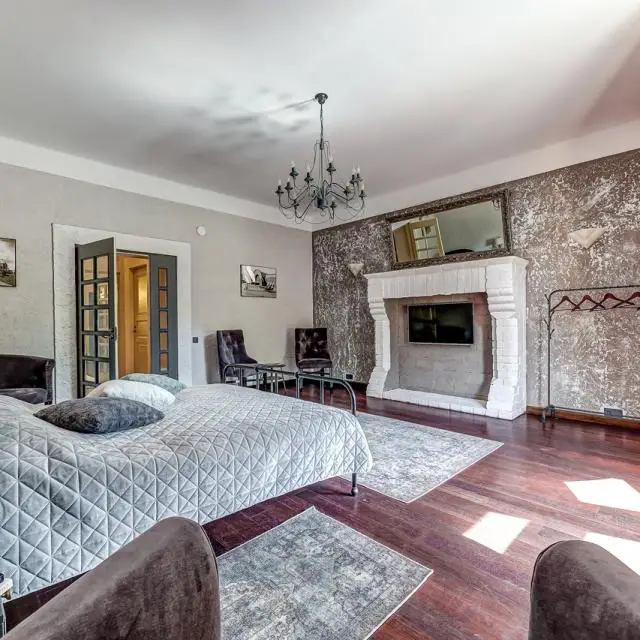 Real photos of Apartments on Lenin Avenue