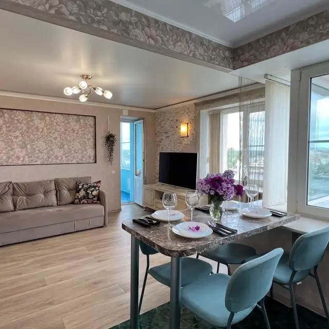 Real photos of Apartments on the embankment of the 40th anniversary of the Komsomol 7