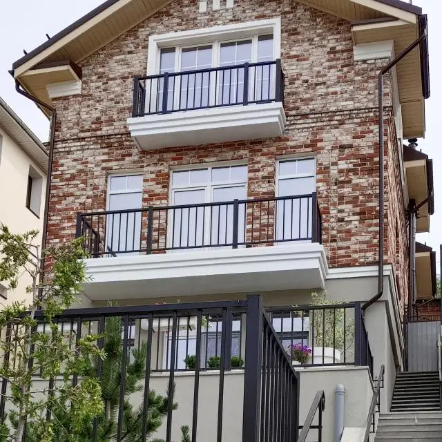Real photos of Apartments on Novo-Goncharnaya street 6A