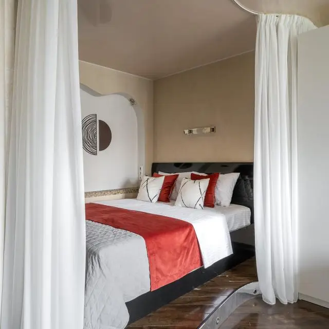 Real photos of Kvart-Hotel on Leningradsky Avenue 4/2