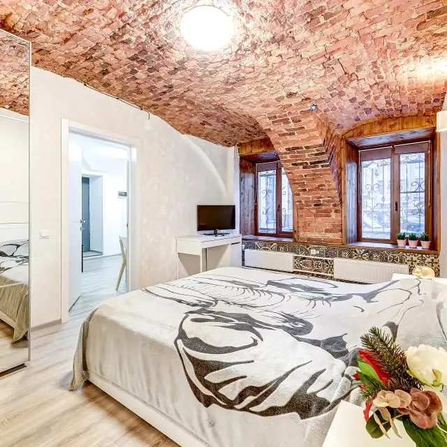 Real photos of Ingria Apartments on Liteyny Avenue