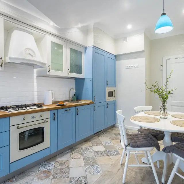 Real photos of lazur apartment with a balcony and sea view 