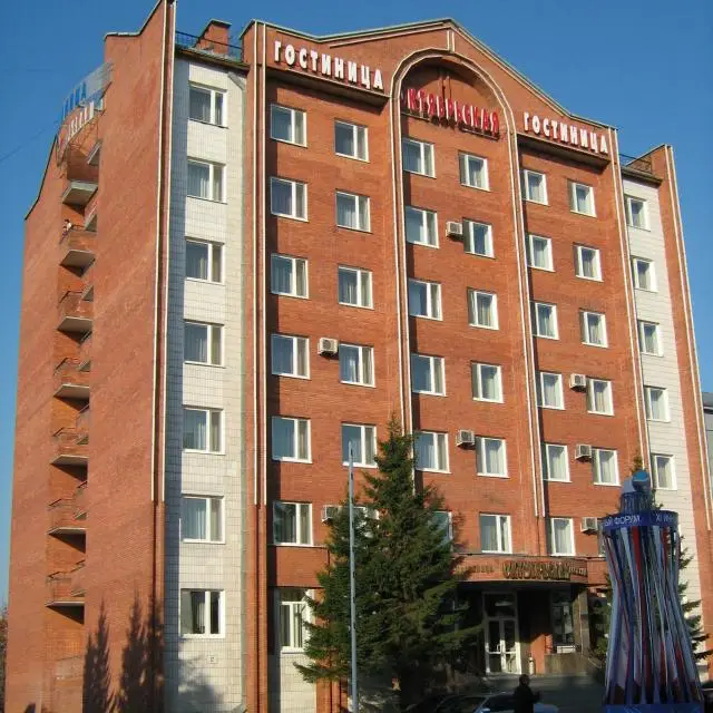 Real photos of Oktyabrskaya