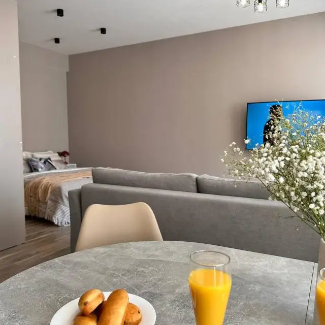 Real photos of How are you at home 05 on Kavkazskaya 31B street