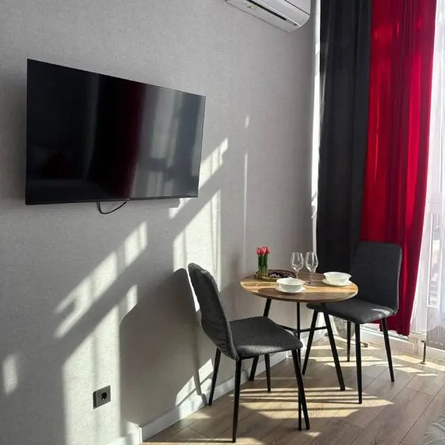 Real photos of Stylish studio with panoramic window