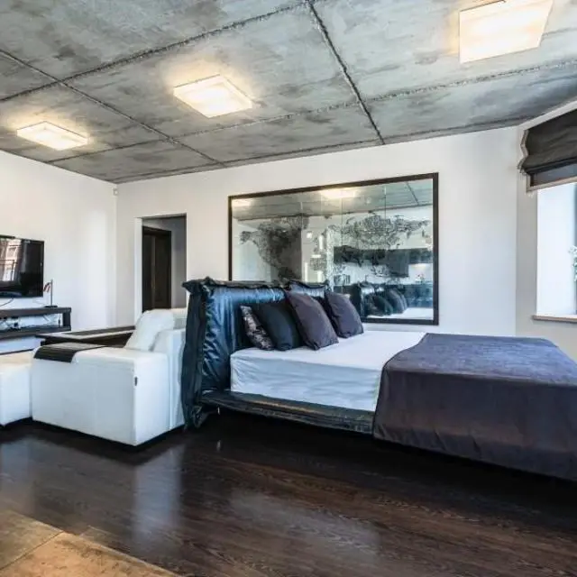 Real photos of Crown39 (Crown39) on 155 Gaidar Street