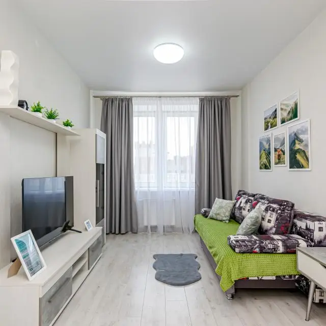 Реальные фото Cosmos на улице Максима Горького 45