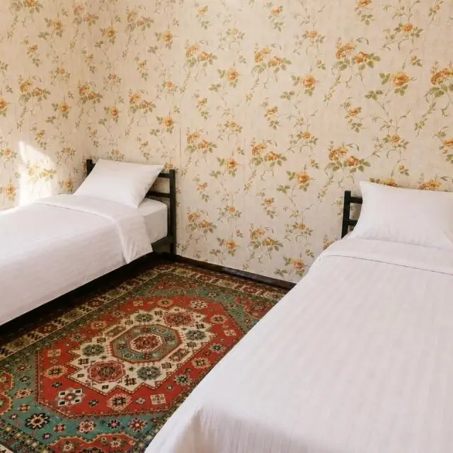 Реальные фото Двухкомнатная квартира Natalie Rooms у ДК Горизонт по улице Космонавтов для 5 гостей