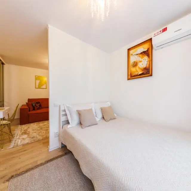 Real photos of 2-room apartment on Ulyanova street, 7