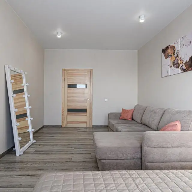Real photos of Stepanenkov apartments on 2nd Obskaya Street