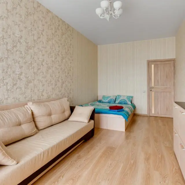 Реальные фото BestFlat24 (БэстФлэт24) на улице Лётная 21/1
