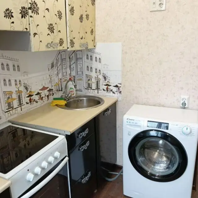 Real photos of Klondike Apartments on Mira Avenue 24